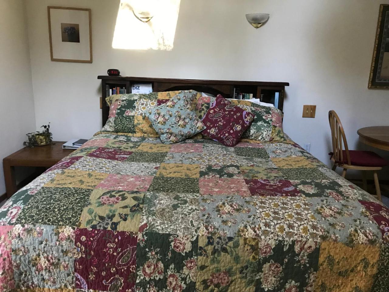 Backyard Garden Oasis Bed & Breakfast Middletown Bagian luar foto